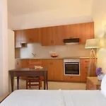 Meleni 4*