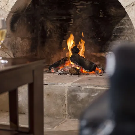 Bed and breakfast Meleni 4*