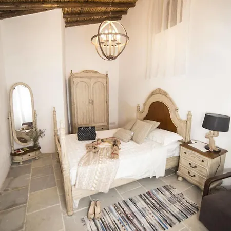Meleni Bed & Breakfast 3*