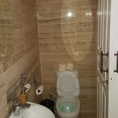 Meleni Bed & Breakfast 3*
