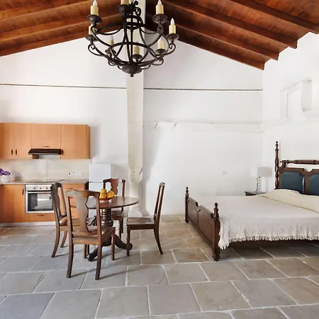 Bed and breakfast Meleni 4*