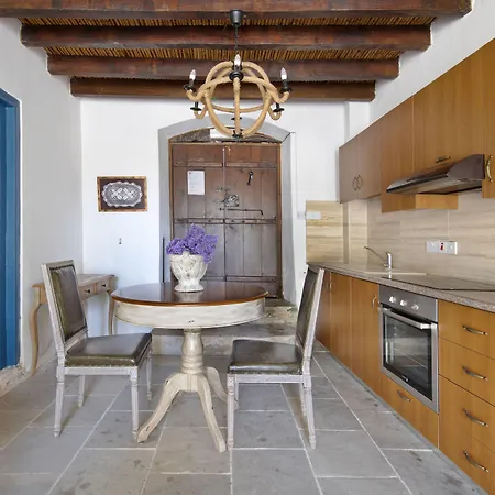 Frühstückspension Meleni Parekklisia