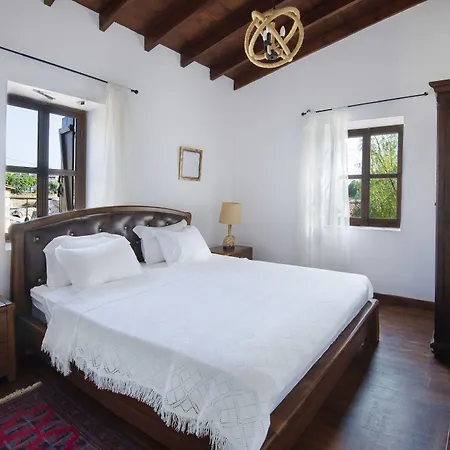 Meleni Bed & Breakfast Parekklisia