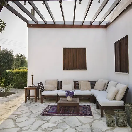 Meleni Bed & Breakfast Parekklisia