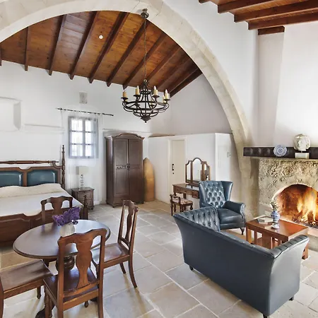 Meleni Bed & Breakfast 4*